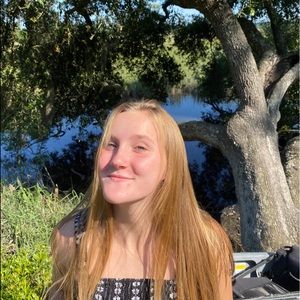 Meet your Posher, Lucy